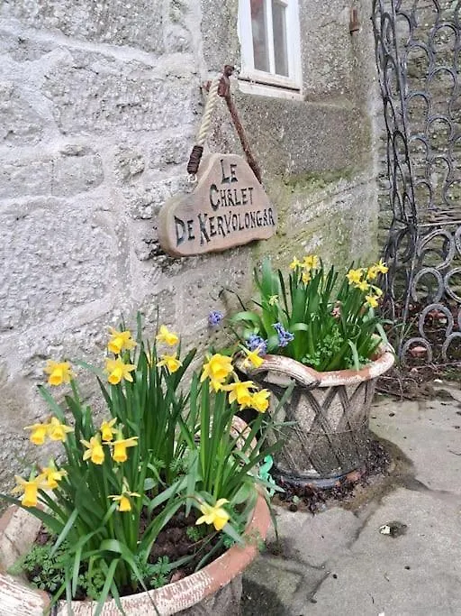 Шале Le Gite Du Chateau Kervolongar Garlan Франция